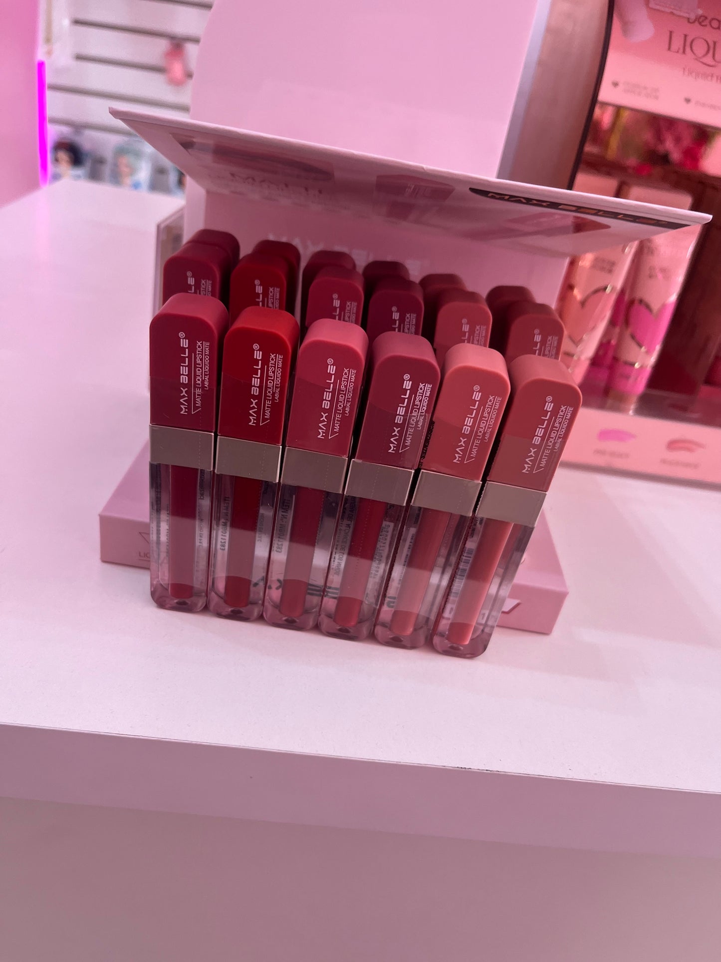 Labial matte de larga duracion