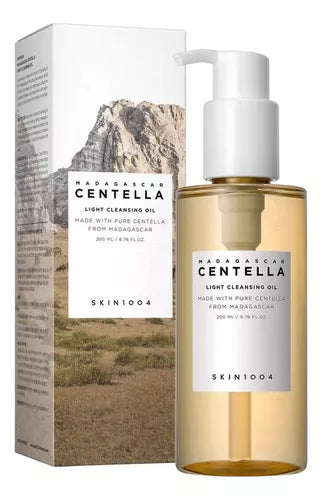 Madagascar Centella Light Cleansing Oil