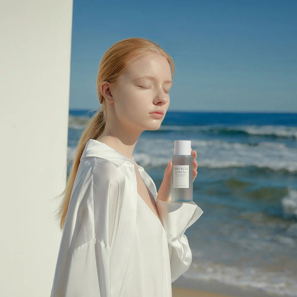 Hyalu Cica Brightening Toner