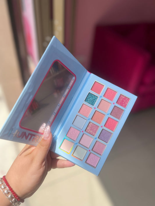 Paleta de Sombras Huntrix 18 tonos