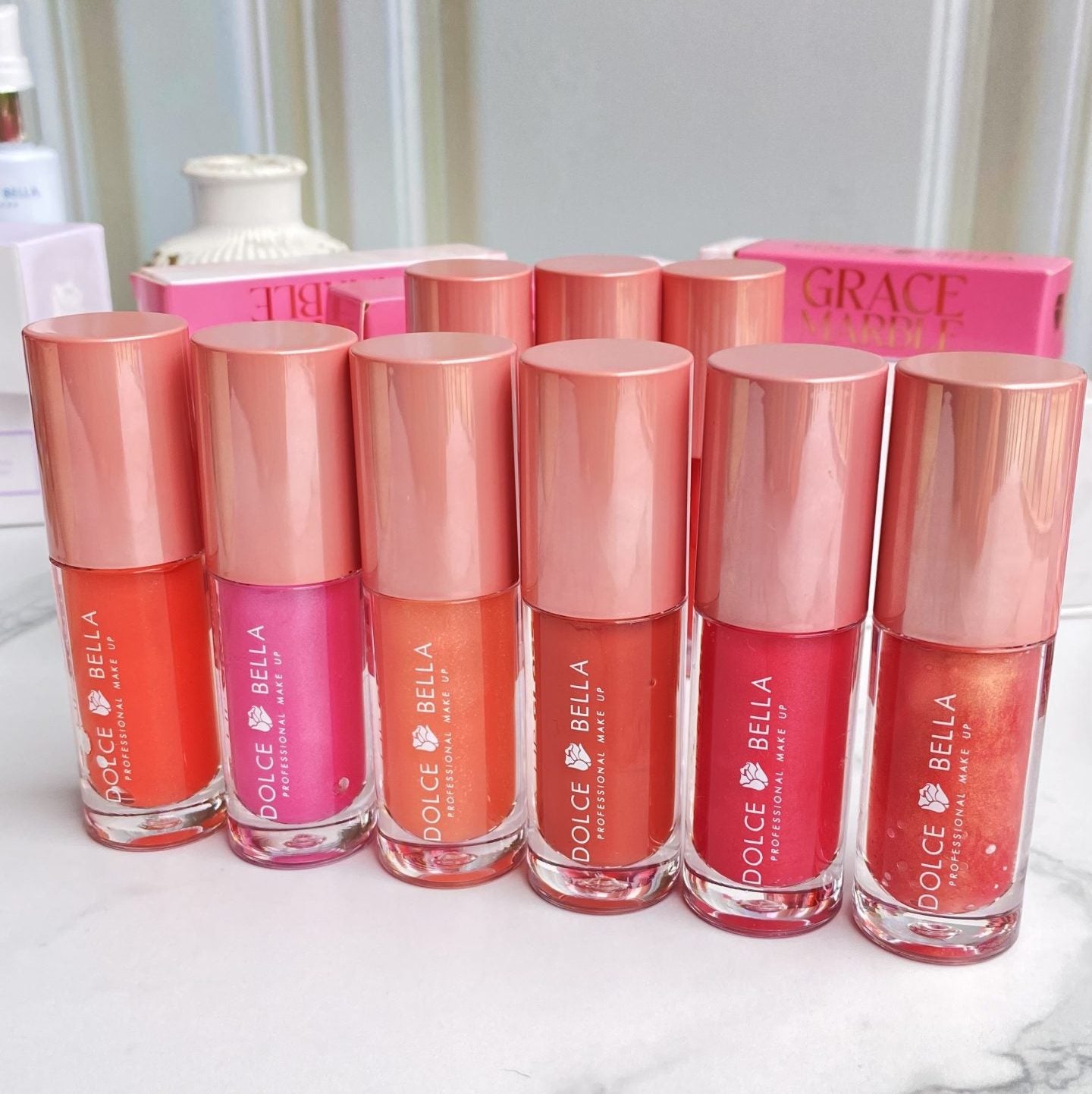 Lip gloss con color dolce bella