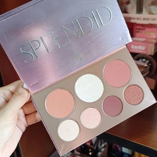 Paleta de Sombras, Rubor e iluminador Splendid Dolce Bella