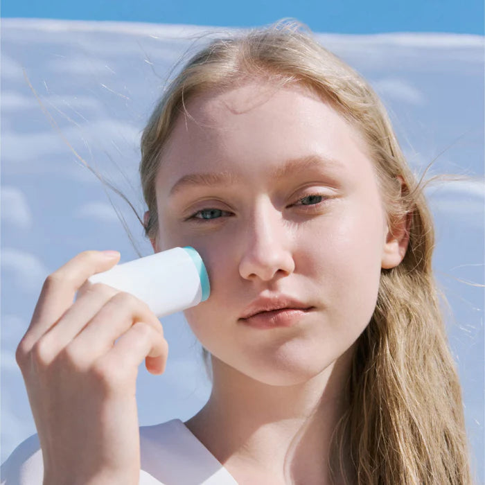 Hyalu Cica Silky Fit sun stick